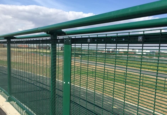 Galvanized High Security Anti-Climb Fence 358 Mesh Fencing Prison Mesh