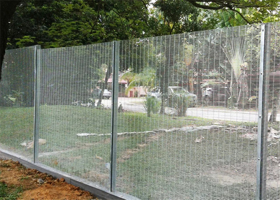 Galvanized High Security Anti-Climb Fence 358 Mesh Fencing Prison Mesh Sample