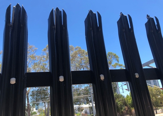 Black Powder Coating Steel Metal Palisade Fence Hot Dip Galvanized